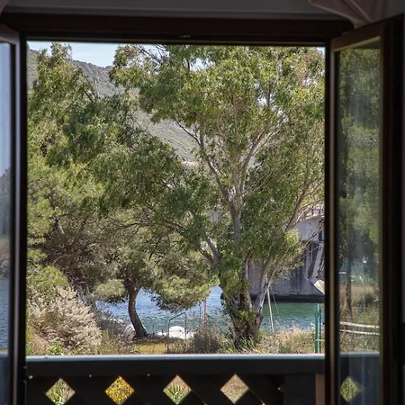 Big River House, Fronte Temo
